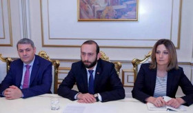 Presedintele Adunării Naţionale a Republicii Armenia, Ararat Mirzoyan i-a primit pe reprezentantii comunității armene din România.