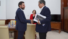 Ambasadorul Tigran Galstyan a avut o întâlnire cu Ministrul Finanțelor al României, Marcel Ioan Boloș