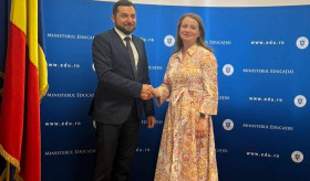 Ambassador Tigran Galstyan met with Ligia Deca, Minister of Education of Romania