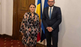Դեսպան Գալստյանի հանդիպումը Ռումինիայի նախագահական խորհրդական Լյումինիցա Օդոբեսկուի հետ