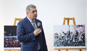 La Institutul Diplomatic Român a avut loc vernisajul expoziției intitulate „ Armenia's Velvet Revolution” și o masă rotundă cu aceeași tematică.