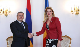 Ambasadorul Minasyan s-a întâlnit cu Ministrul Ramona Mănescu