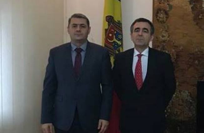 Դեսպան Մինասյանը հանդիպեց  դեսպան Ն. Գ. Միհայ Գրիբինչայի հետ