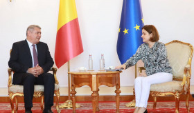 Ambassador of Armenia to Romania Sergey Minasyan has paid a courtesy call on Romanian Foreign Minister Luminița Odobescu