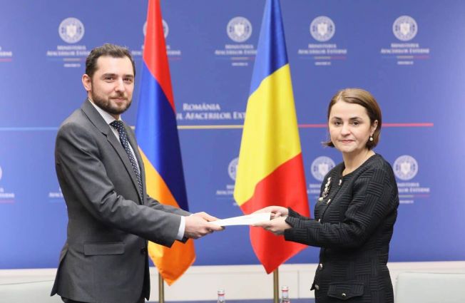 Ambasadorul Republicii Armenia în România, Tigran Galstyan a prezentat Ministrului Afacerilor Externe al României, Luminița Odobescu copiile scrisorilor de acreditare
